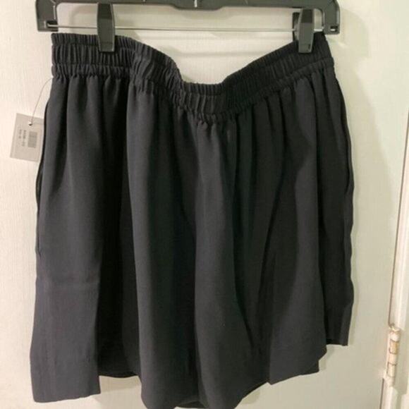 Chloe Embroidered crepe mini skirt navy size 8 - Picture 4 of 12